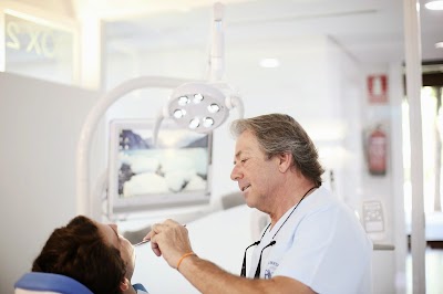 Photos of Cl&iacute;nica Dental Lozano