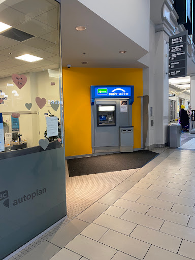 Coast Capital - Oak Bay Branch - Thumbnail
