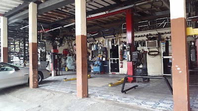 Photos of Escapes Blazer