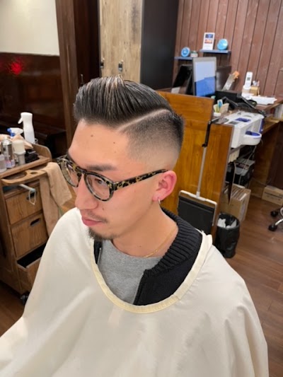 BARBER SHOP ARS GARAGE (バーバーショップ アルスガレージ）