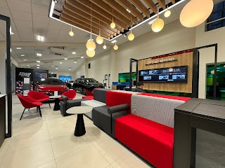 Fish Brothers Toyota Swindon