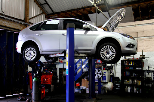 Whitecroft Garage | MOT | Bolton - Thumbnail