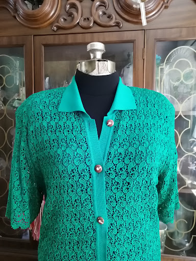 Shop Vintage With Me