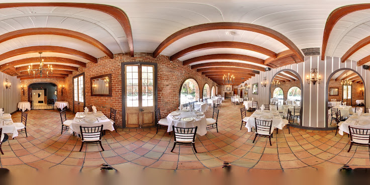 Broussard's Restaurant & Courtyard by null