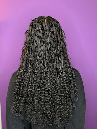 Photo n°4 de Coeurly Care, Salon de coiffure et institut de soin à Paris (Magasin)