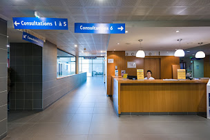 Photo n°2 de Dr Benjamin Guenoun (Clinique de l'Yvette) à Longjumeau (Chirurgien orthopédiste)