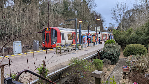 Chesham - Visual