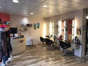 Photo n°2 de Rsn Coiffure à Oignies (Salon de coiffure)