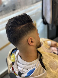 Photo n°1 de Chez berkani à Berlaimont (Salon de coiffure)