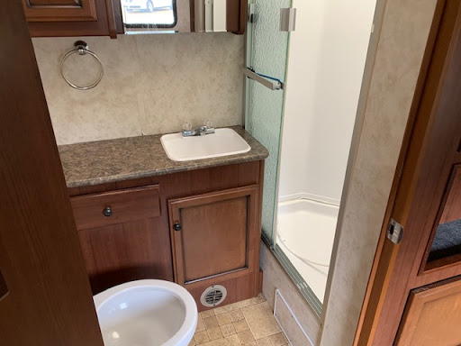 East Coast RV Rentals LLC - Thumbnail