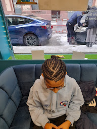 Photo n°7 de Tg hair designs strasbourg à Strasbourg (Salon de coiffure)