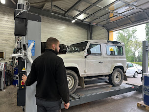 Photo n°29 de Renault BG Garage à Saint-Symphorien-de-Lay (Vendeur de voitures d'occasion)