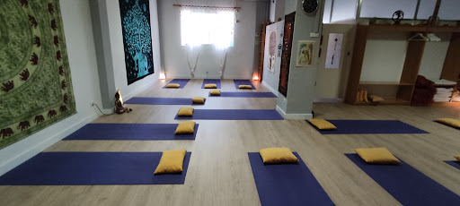 Centro de Yoga y Terapia Encuentro Gallery - Spain