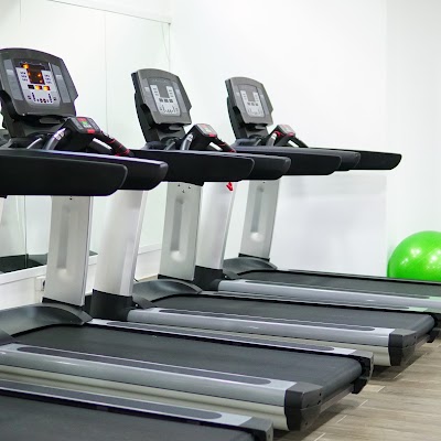 Life Fitness Albania - Palester