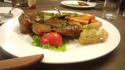 Photos of Lakeside pizzeria