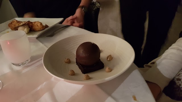 Logis Hôtel le Logis du Péré