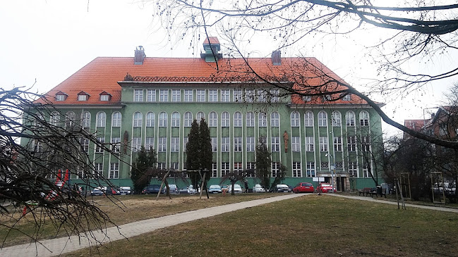 1 Liceum Ogólnokształcące z Oddziałami Dwujęzycznymi im. Ignacego Paderewskiego