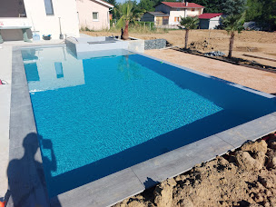 Photo n°11 de CREA'CLAIR à Péronnas (Société de construction de piscine)