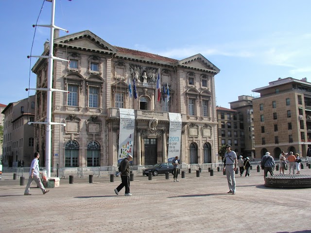 Hôtel de Ville - Pavillon Daviel