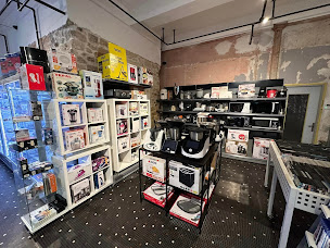 Photo n°2 de CASHSTORE CARPENTRAS à Carpentras (Magasin de produits d'occasion)