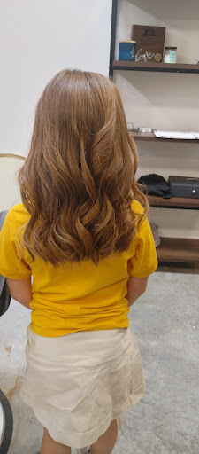Salon 16