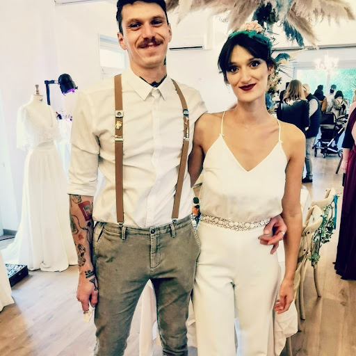 Marion Lefebvre - Créatrice de robe de mariée - La Rochelle - Thumbnail