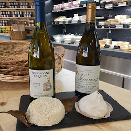Photo n°19 de Au Père Michel - Fromagerie de Saint-Ouen à Saint-Ouen-sur-Seine (Cave à vins)