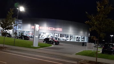Photos of Porsche Centre Mannheim - Penske Sportwagenzentrum GmbH