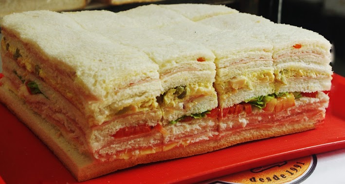 El Sandwicheto suc. oeste, Author: El Sandwicheto suc. oeste