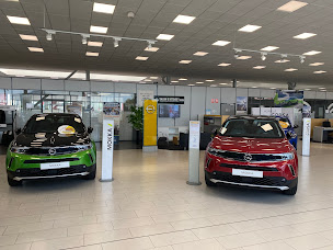 Photo n°9 de OPEL Unimark Arras - Groupe Lempereur à Beaurains (Concessionnaire de véhicules à moteur)