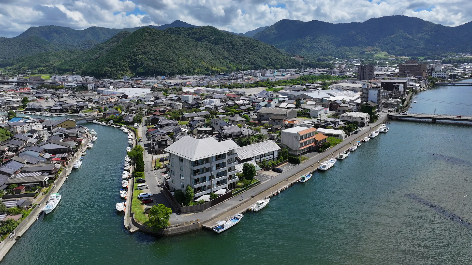 Hagihakkei Ganjima Besso