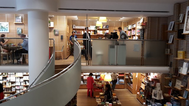 Waterstones Jermyn Street Cafe