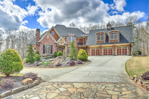 Living Down South Realty