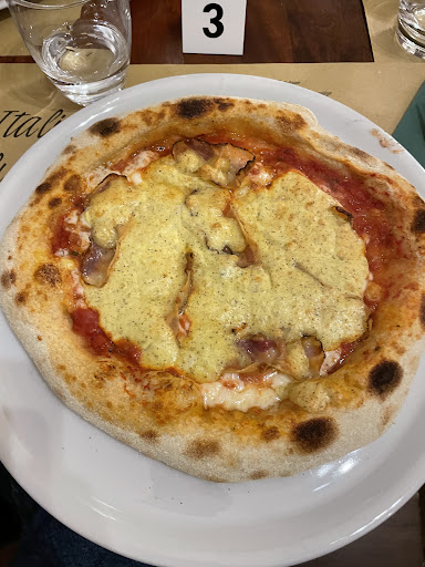Tola's Pizzeria Ristorante - Thumbnail