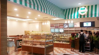 Photos of Seasons Bakery & Cafe (Diamond Plaza Mandalay Branch)