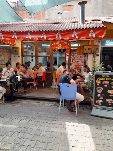 Niyazi Usta Et Döner