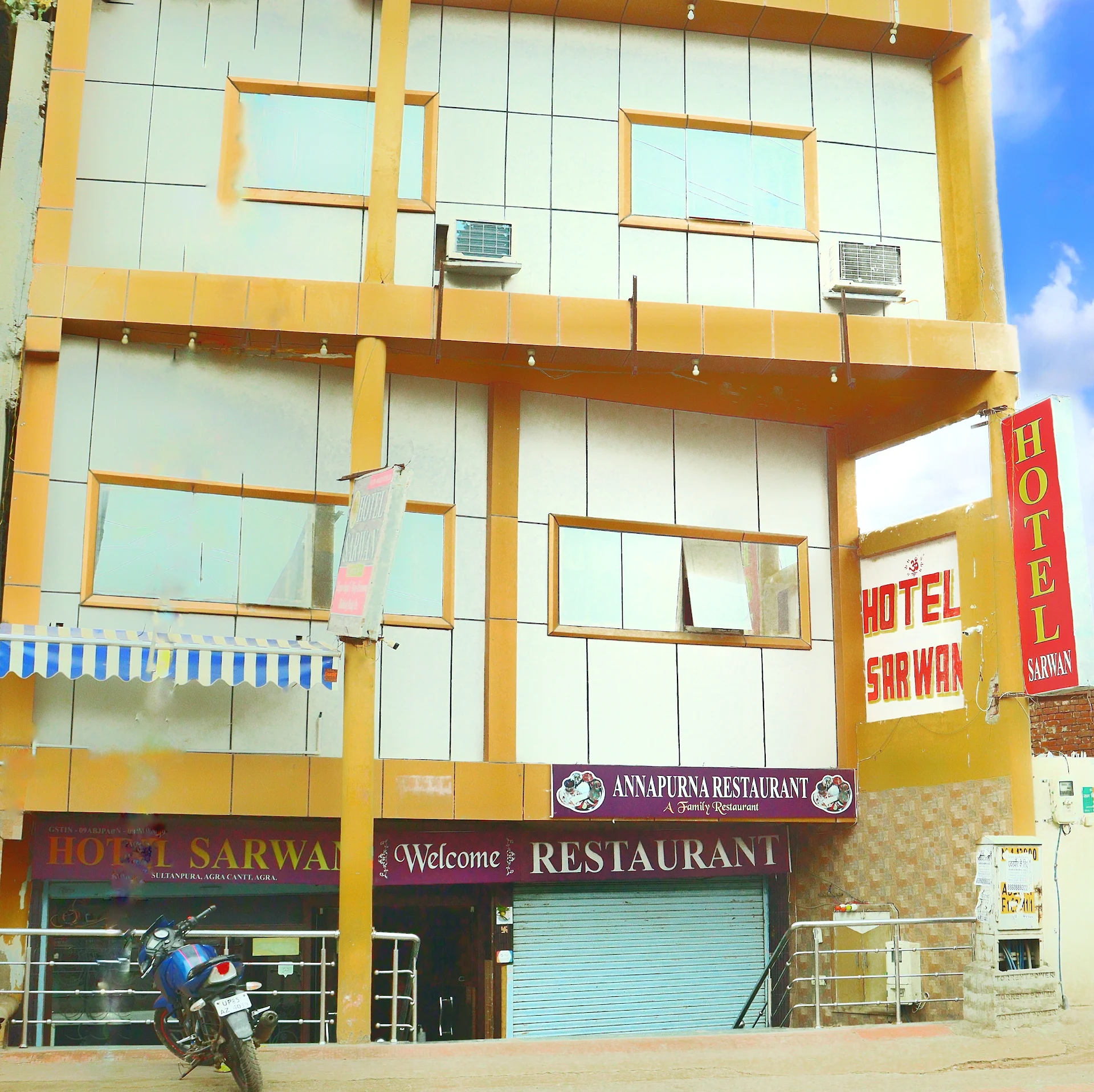 HOTEL SARWAN