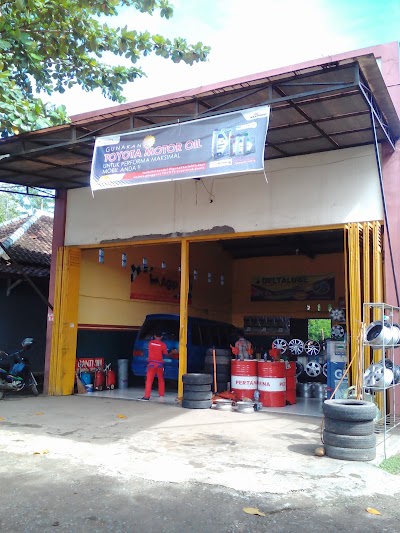 Photos of Bengkel Ban Ono Motor