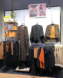 Photo n°3 de Cache Cache à Annemasse (Magasin de vêtements pour femmes)