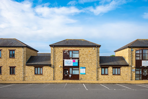 The Back and Body Clinic (Northampton, Wootton)