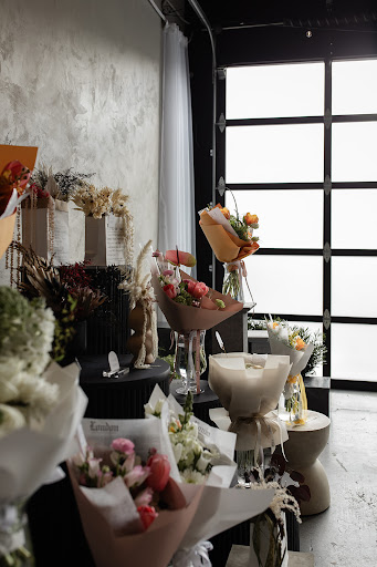 Fleur Studio - Visual