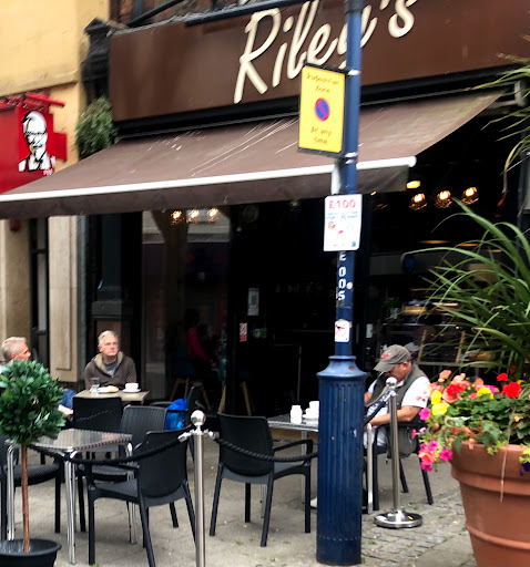 Riley's Cafe - Visual