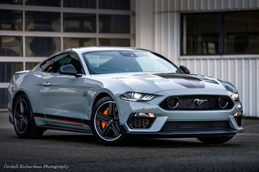 Jackson Ford - Visual