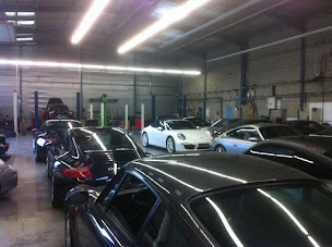 Photo n°23 de CASTERAN à L'Union (Garage automobile)