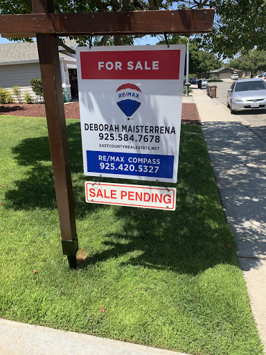 DEBORAH MAISTERRENA | RE/MAX Crossroads - Thumbnail