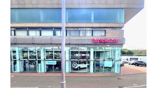 Glyn Hopkin Nissan Mill Hill