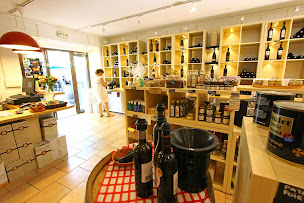 Photo n°11 de Maison Du Terroir De Lagrasse à Lagrasse (Épicerie fine)