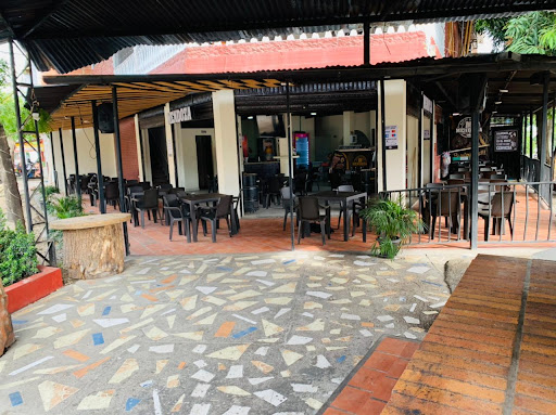 MENDOZA ROAST & BEER - PARRILLA BOYACENSE