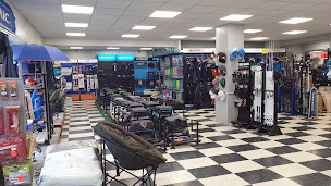 Photo n°3 de DEFLANDRE Tout Pour La Pêche à Avesnes-sur-Helpe (Magasin de pêche)