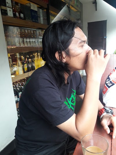 Photos of RED & WHITE WINE AND SPIRITS KUTA